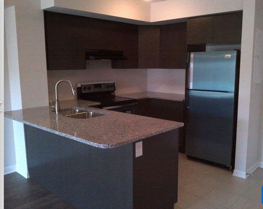 70 Baycliffe Cres Unit: 302