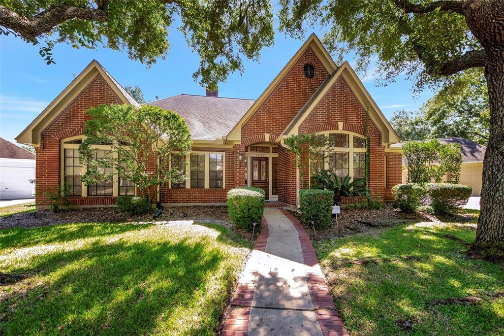 1802 Peach Brook Ct