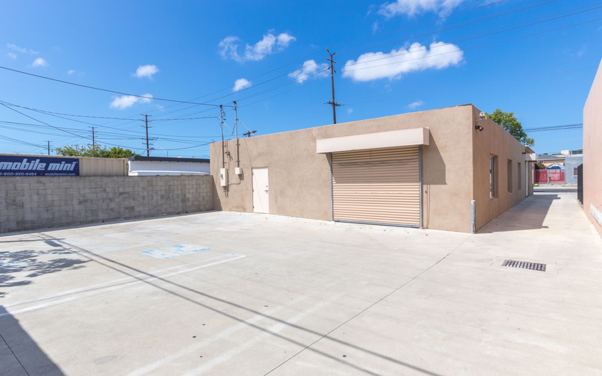 11708 Inglewood Ave