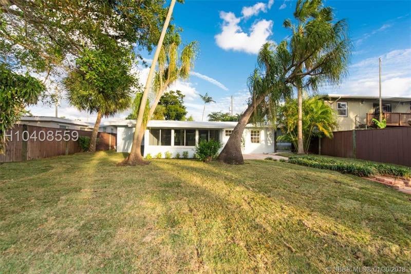 1519 SW 18th Ave