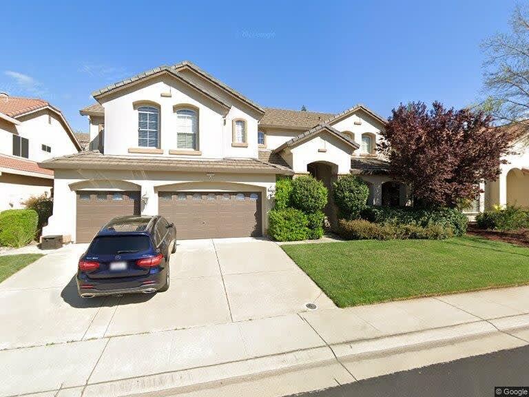 2213 Solitude Way