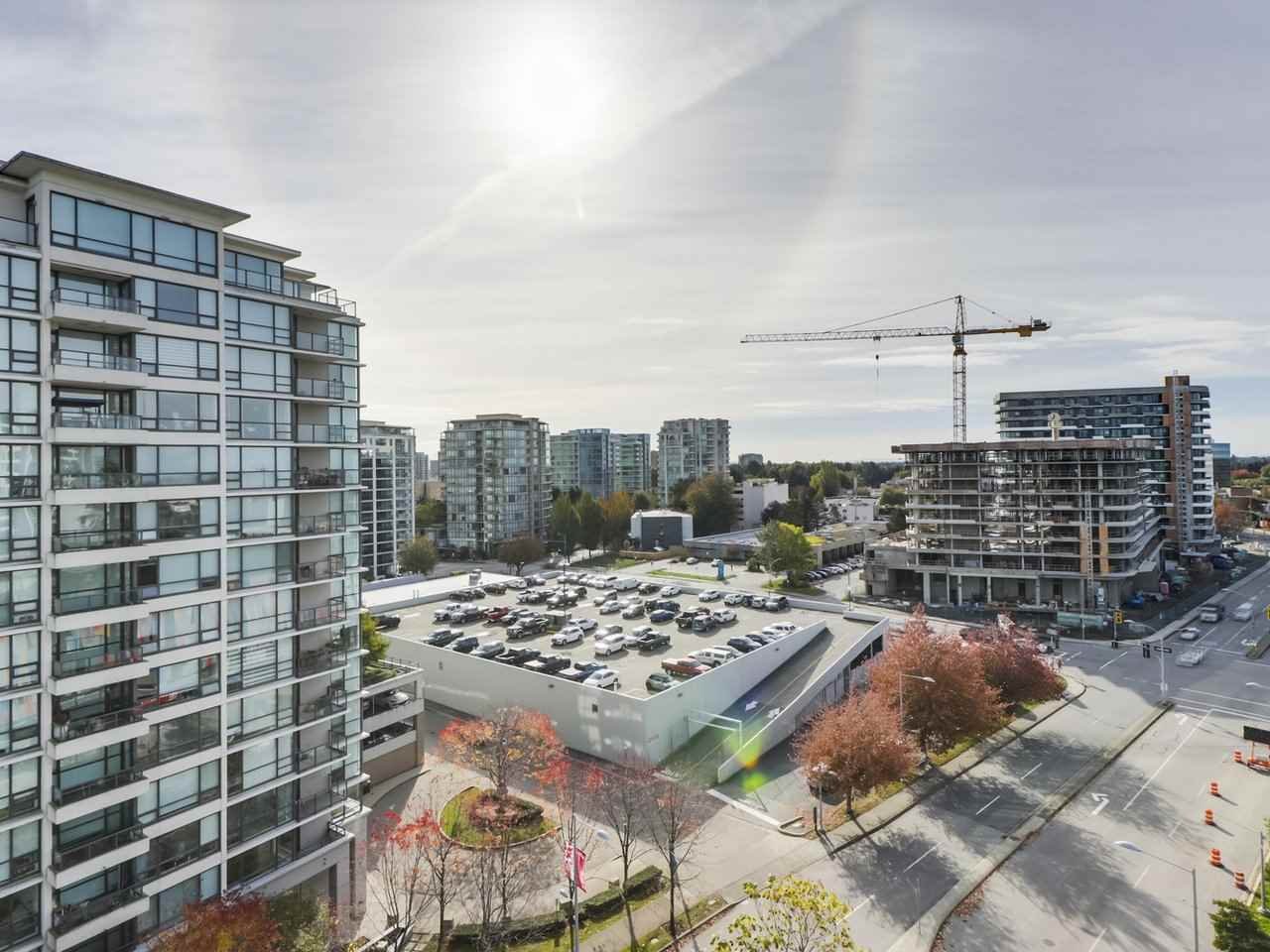 1111-7488 Lansdowne Rd