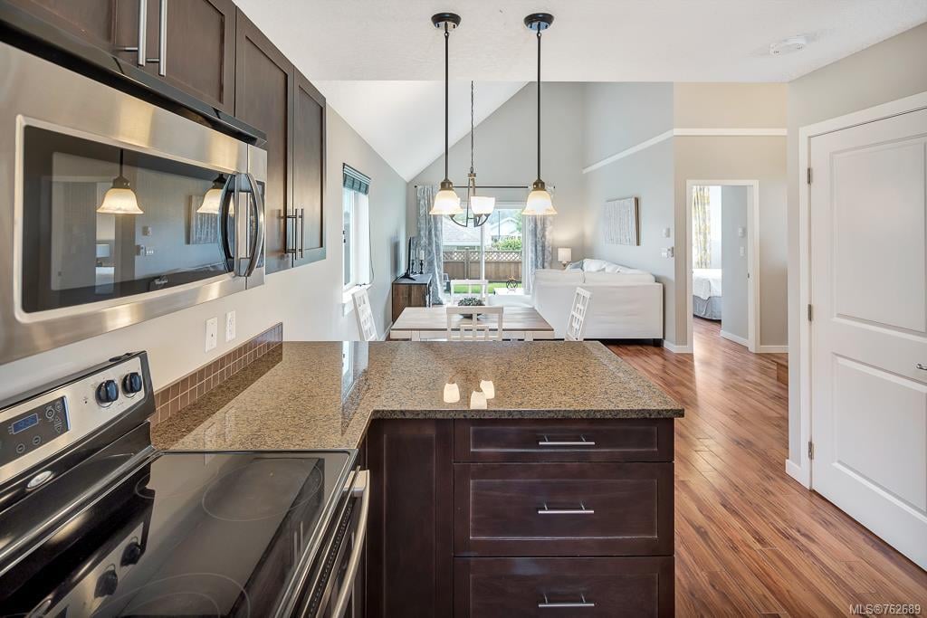 2853 Orange Blossom Cres, Langford
