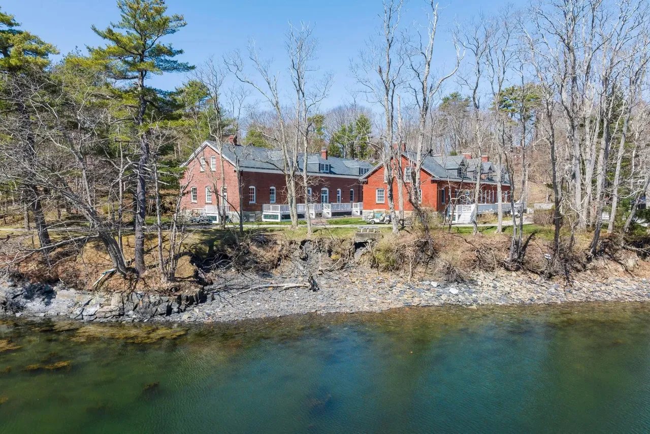 New Listing! 6 Quartermaster Court, Portland, ME 04109 – $995,000