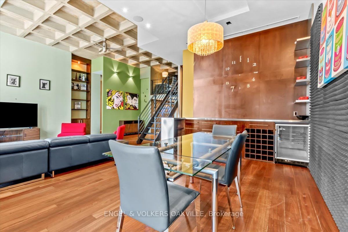 INVESTMENT PENTHOUSE LOFT 