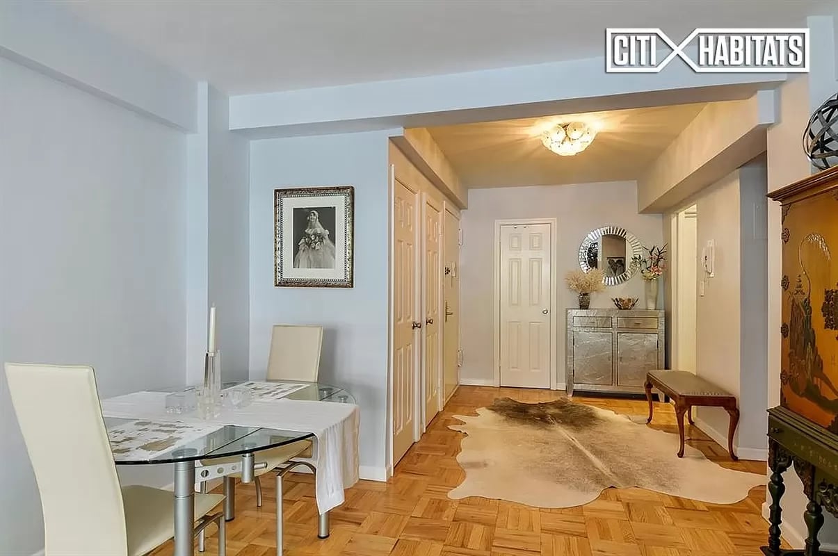 315 East 69th Street Unit: 1L