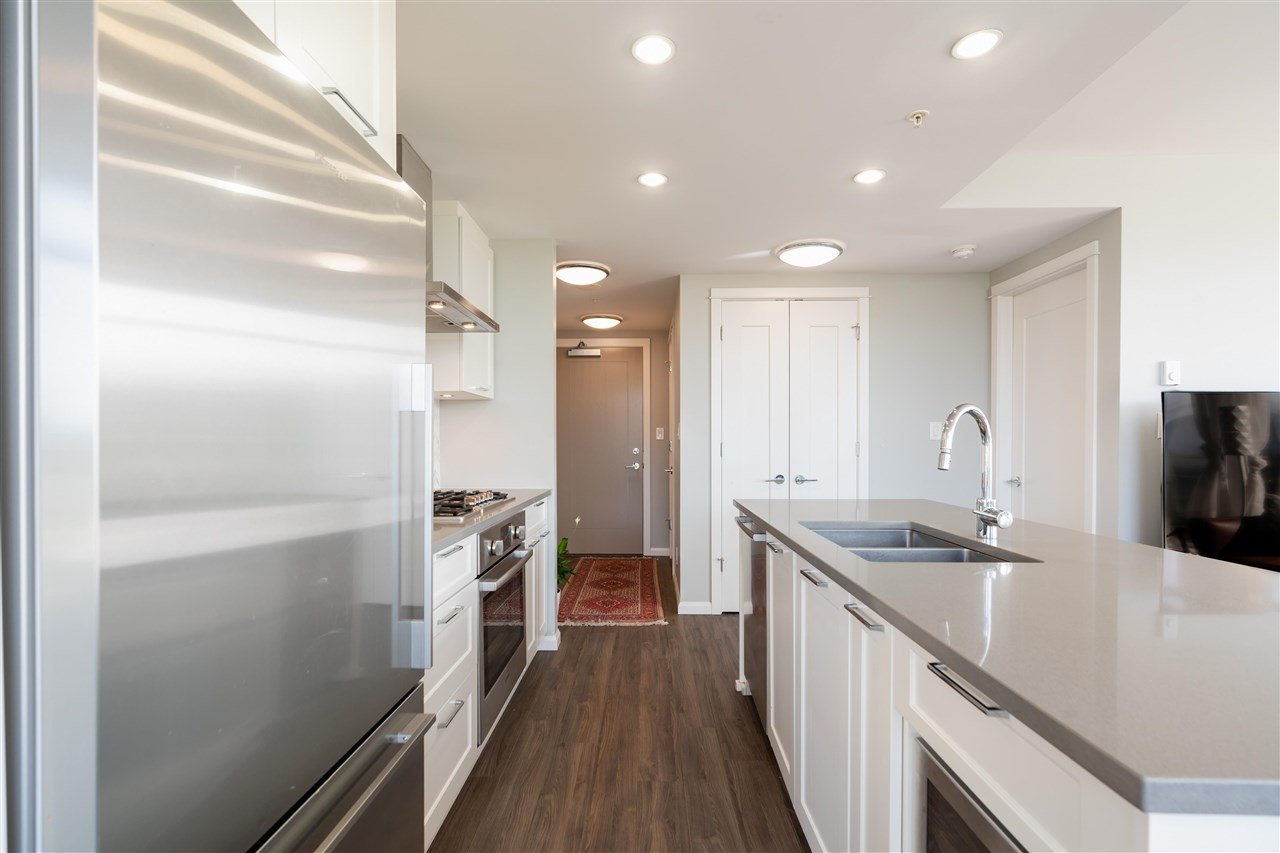 1605-520 Como Lake Ave