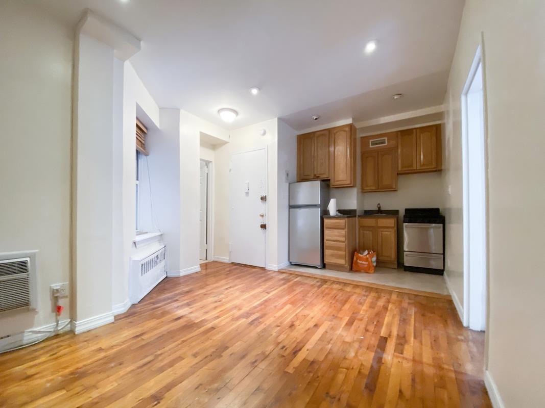 206 East 81st Street, Apt 2-A