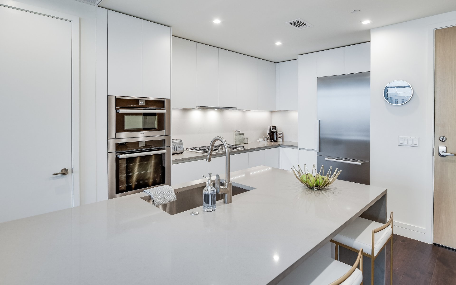 Fifth & West, #1702