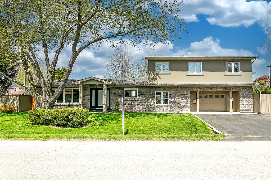 2323 Millward Ave Oakville