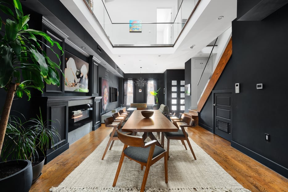 285 Kosciuszko St.