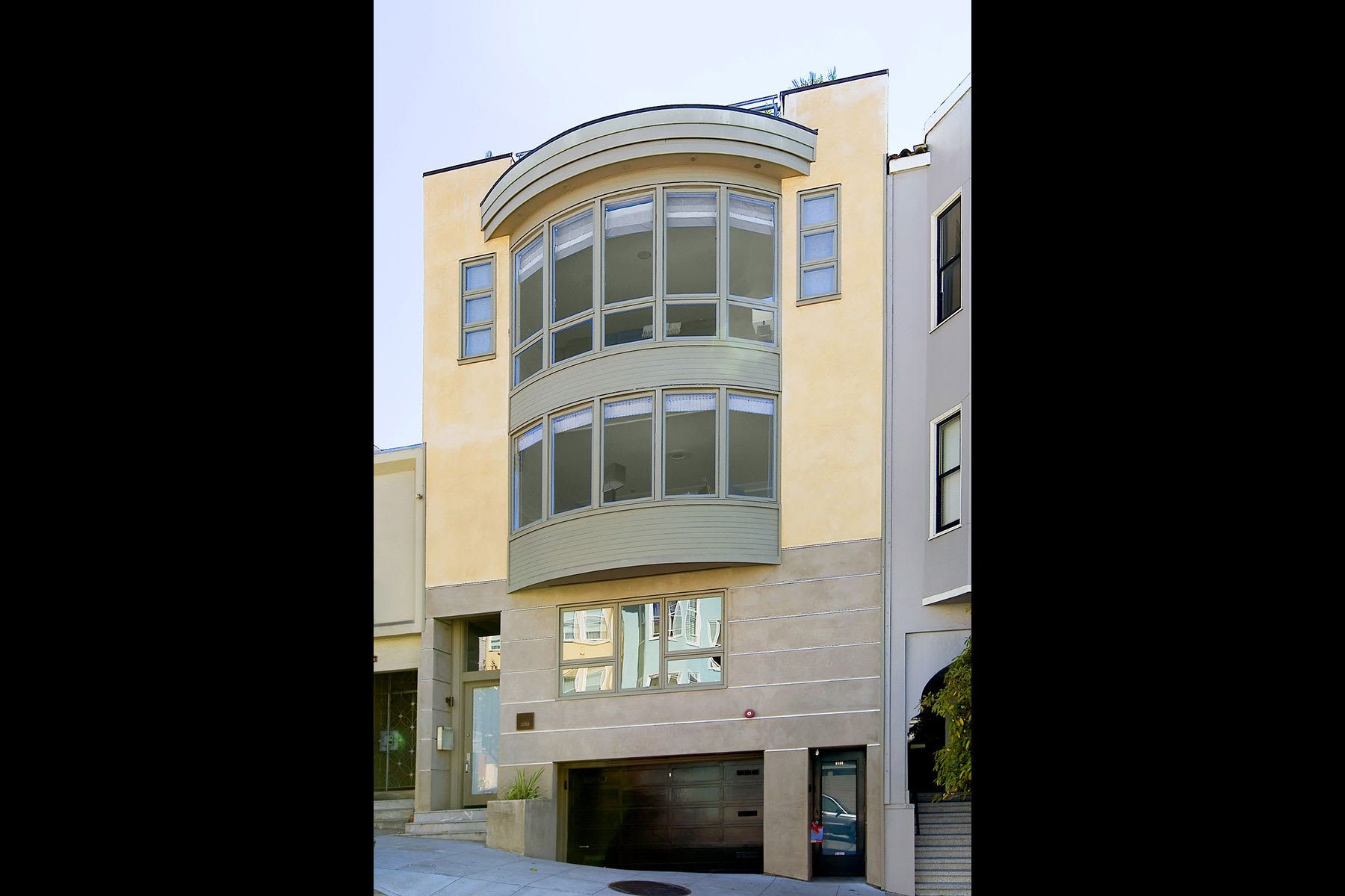659 Greenwich Street