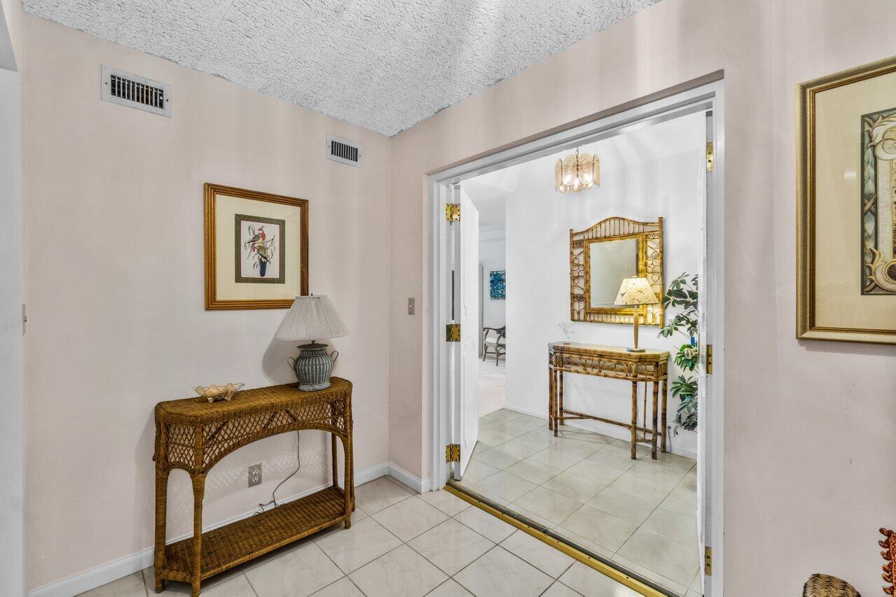 2150 S Ocean Blvd #1F