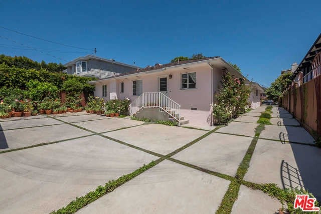 745 Moreno Ave