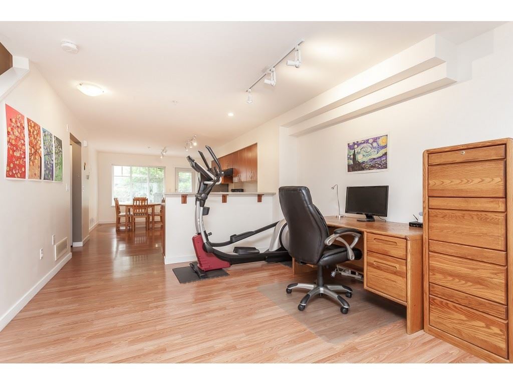 101-12040 68 Ave