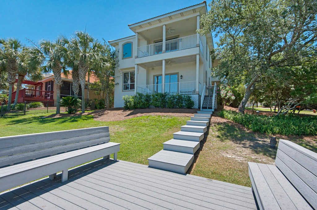 4621 Sunset Pointe