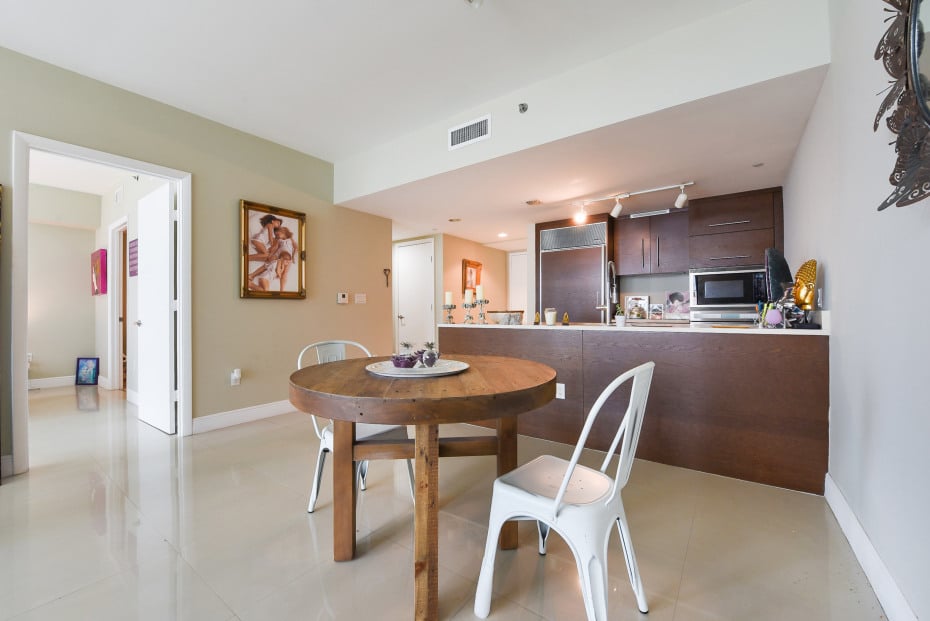 475 Brickell Ave #612