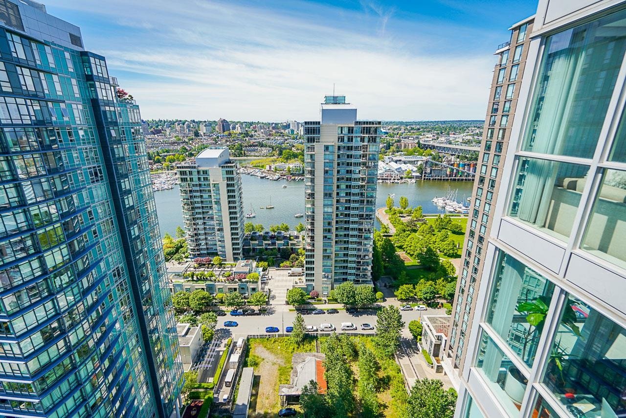 3001-1408 Strathmore Mews