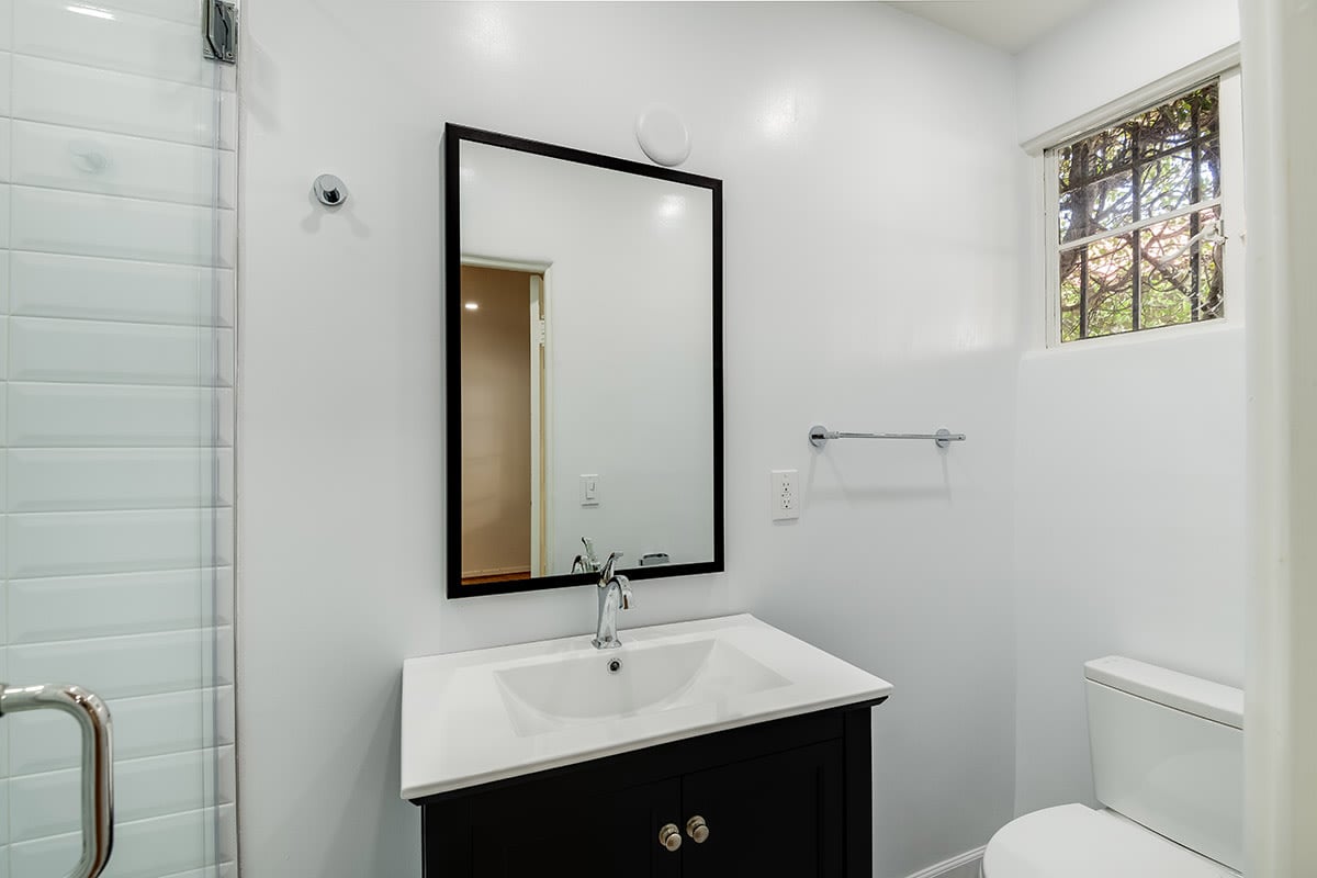 333 S Linden Dr