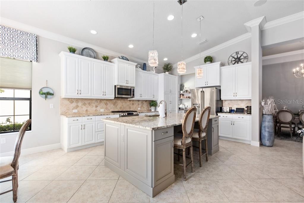 7542 Windy Hill Cv