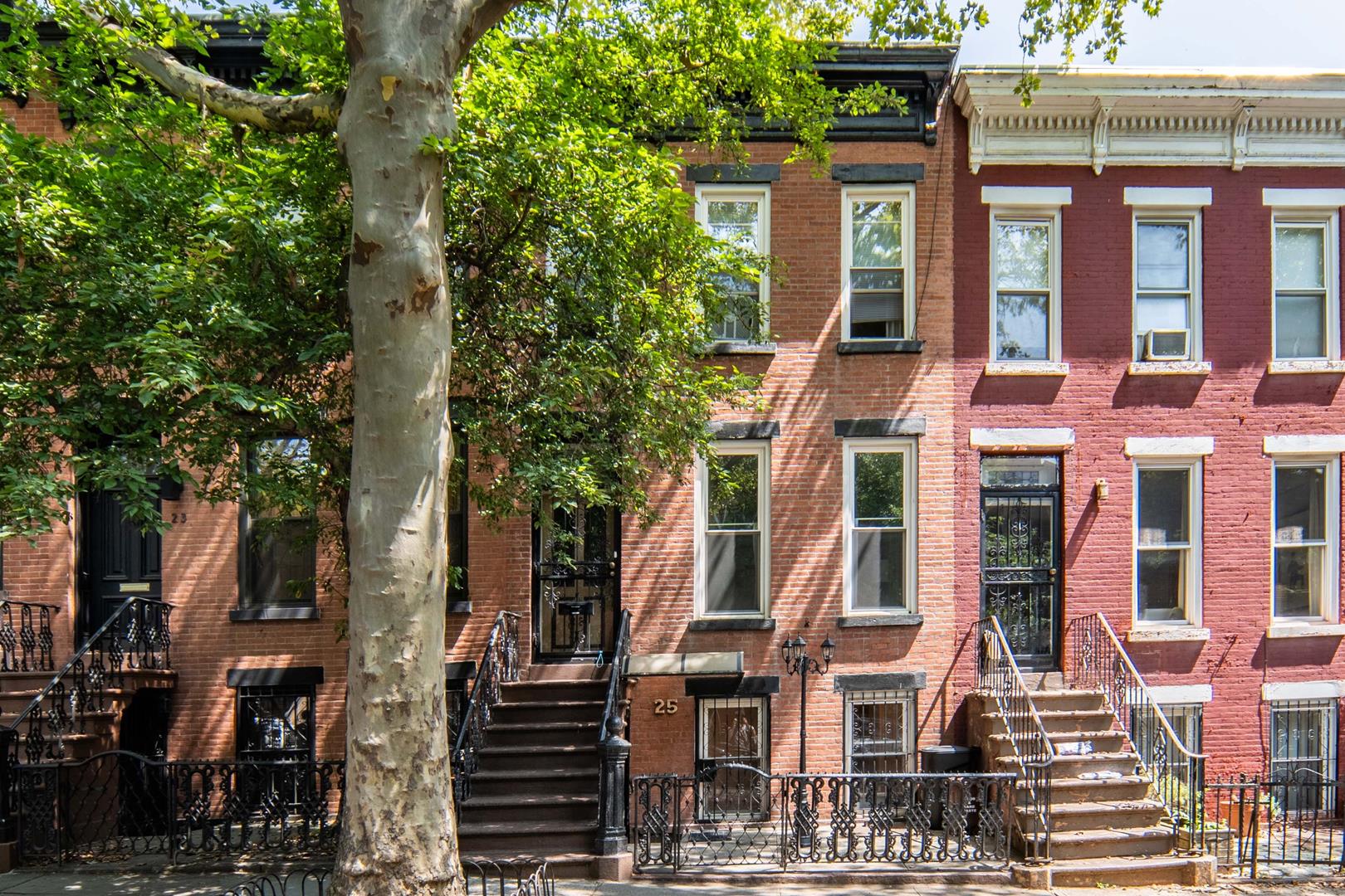 25 1st Street, Apt GARDEN