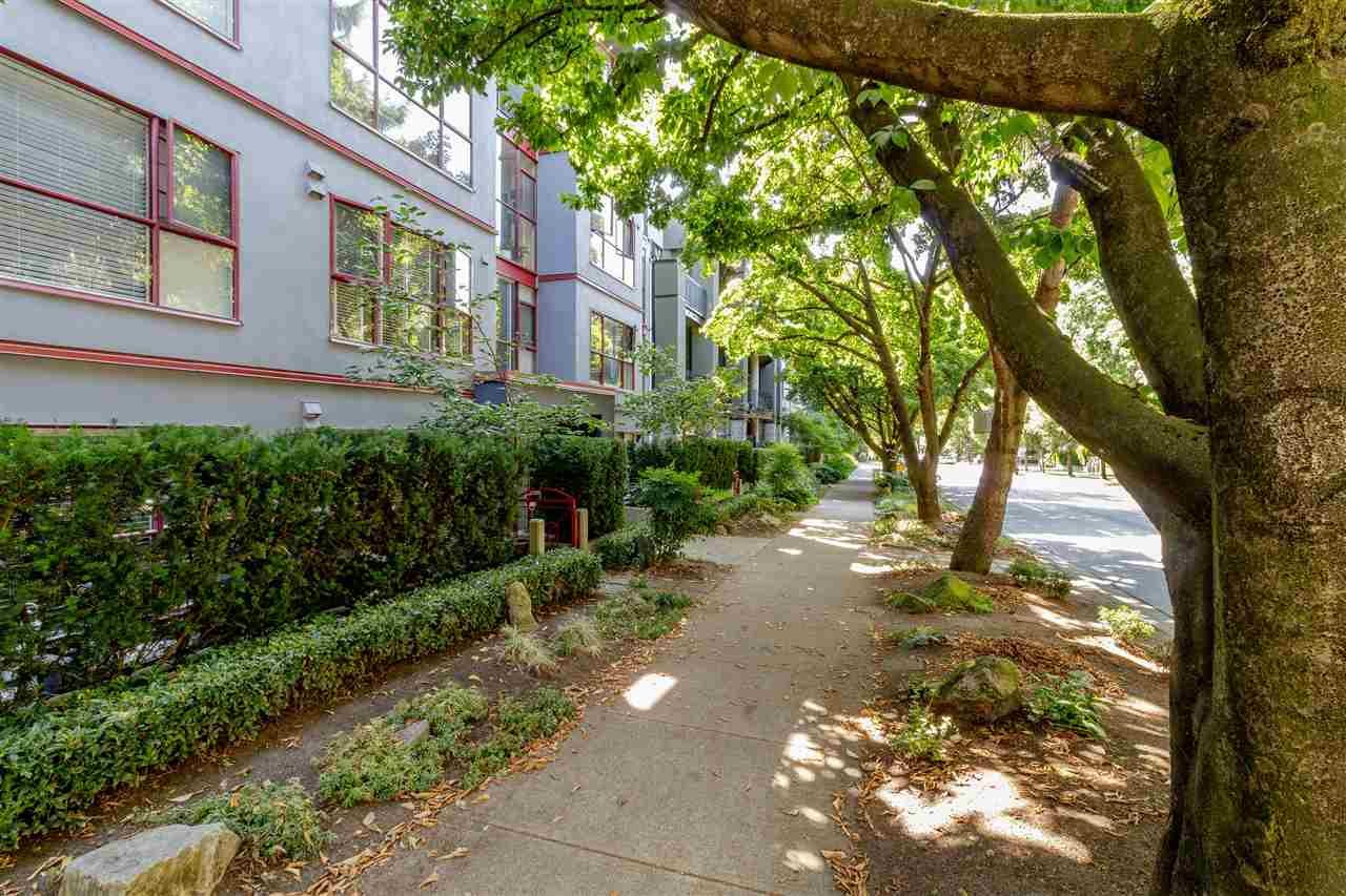 102-2140 W 12th Ave