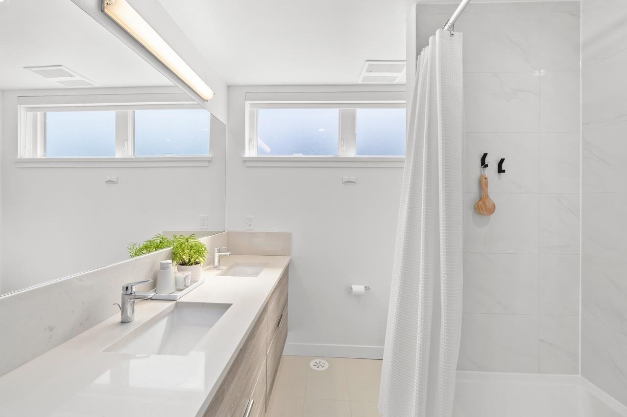 24-3490 Mt Seymour Pkwy