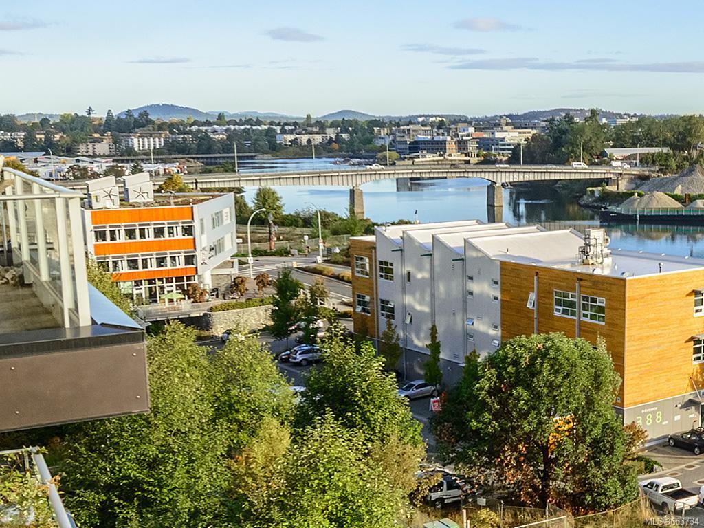 507-373 Tyee Rd