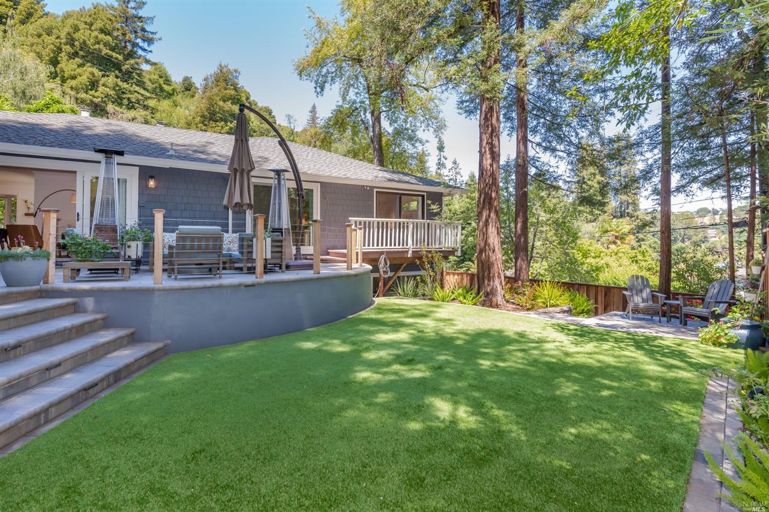 5 Westwood Dr