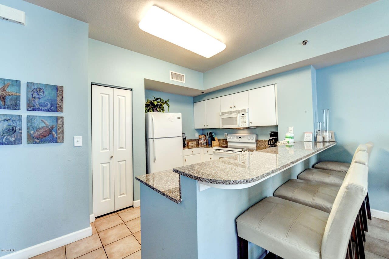 9900 S Thomas Drive Unit 1526