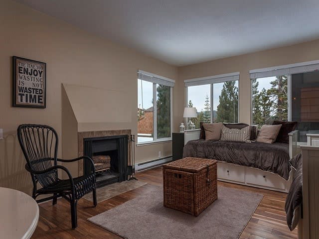 11557 Snowpeak Way, #639