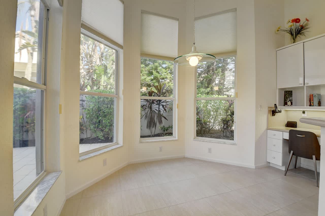 3410 NW 51st Pl