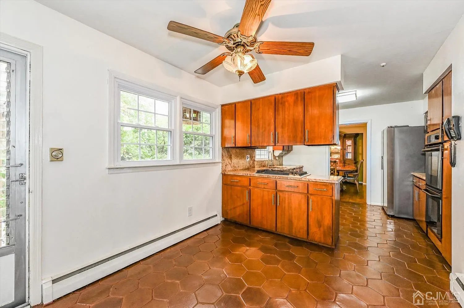 50 Clive Hills Rd