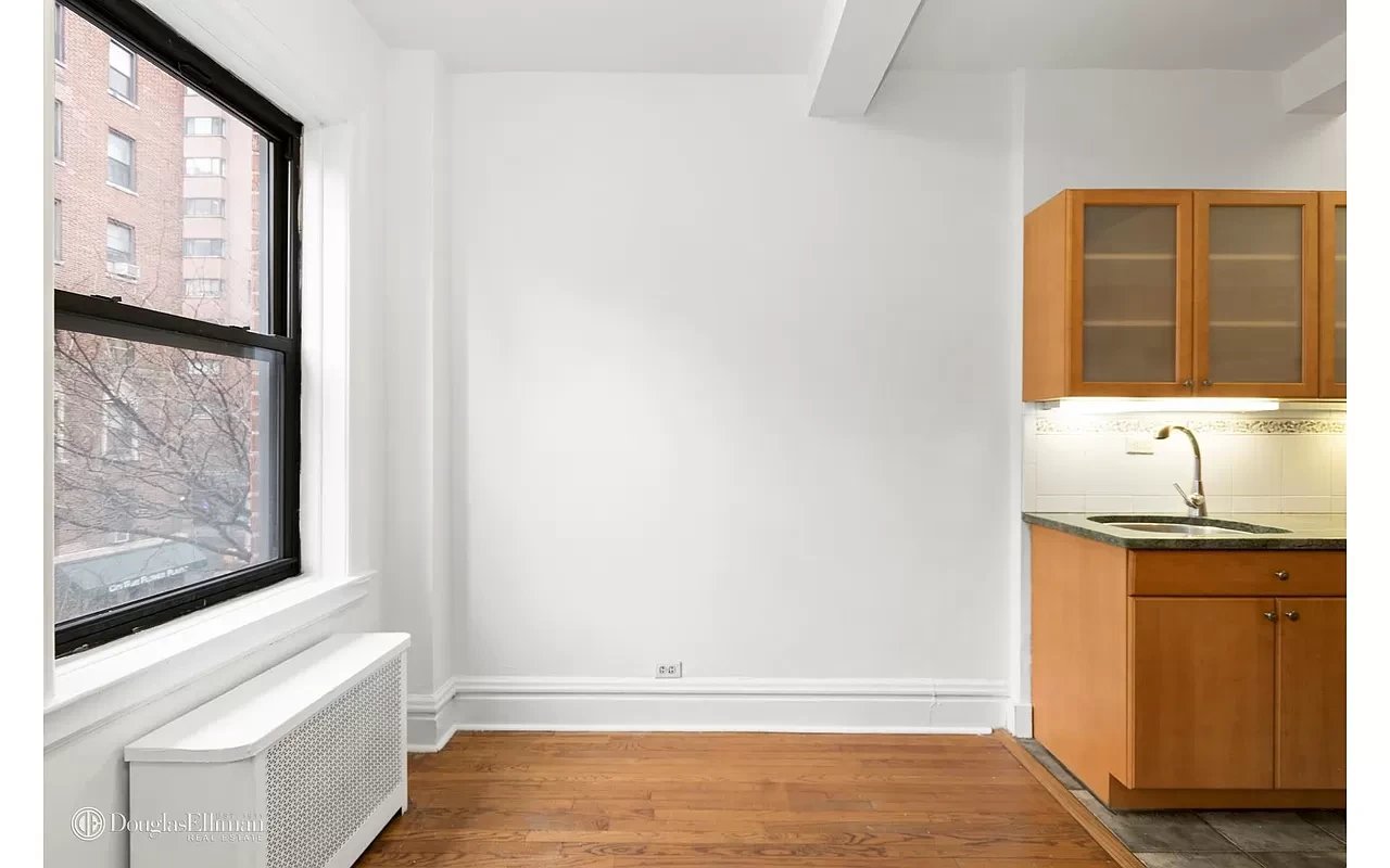 155 East 93rd Street Unit: 3D