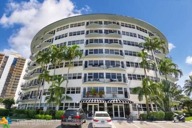 3250 NE 28th St Apt 610
