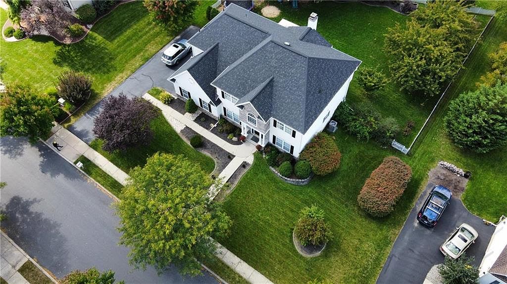 2374 Bordeaux Drive