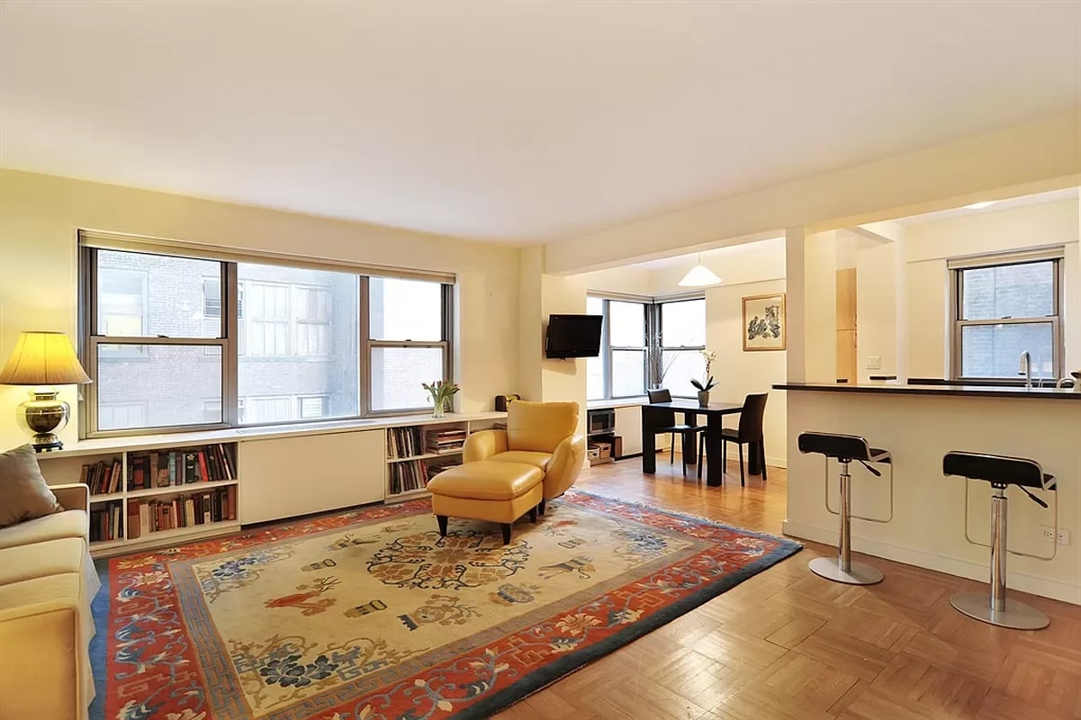 175 West 13th Street Unit: 4A