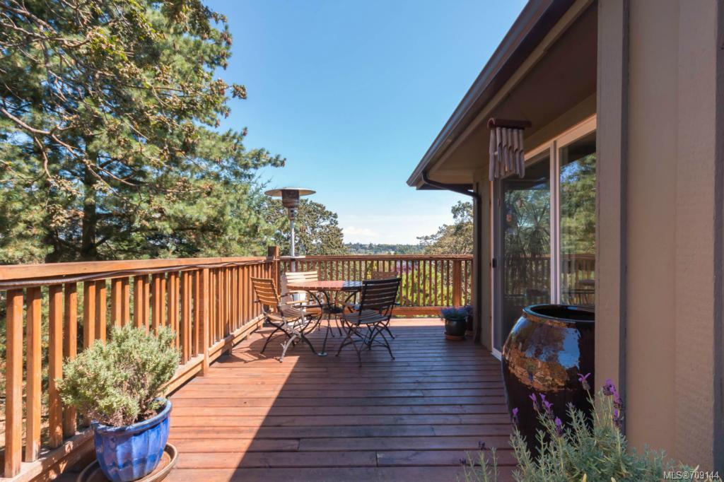 1334 Ivy Pl