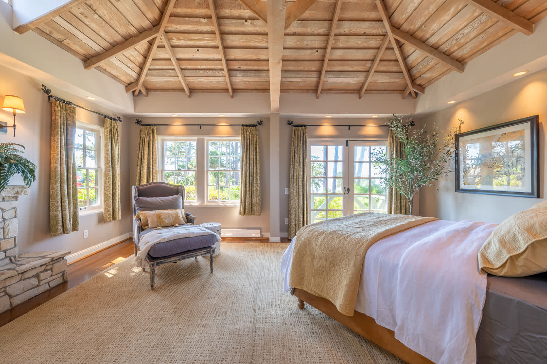 Charming Carmel Highlands Cottage - 125 Cypress Way