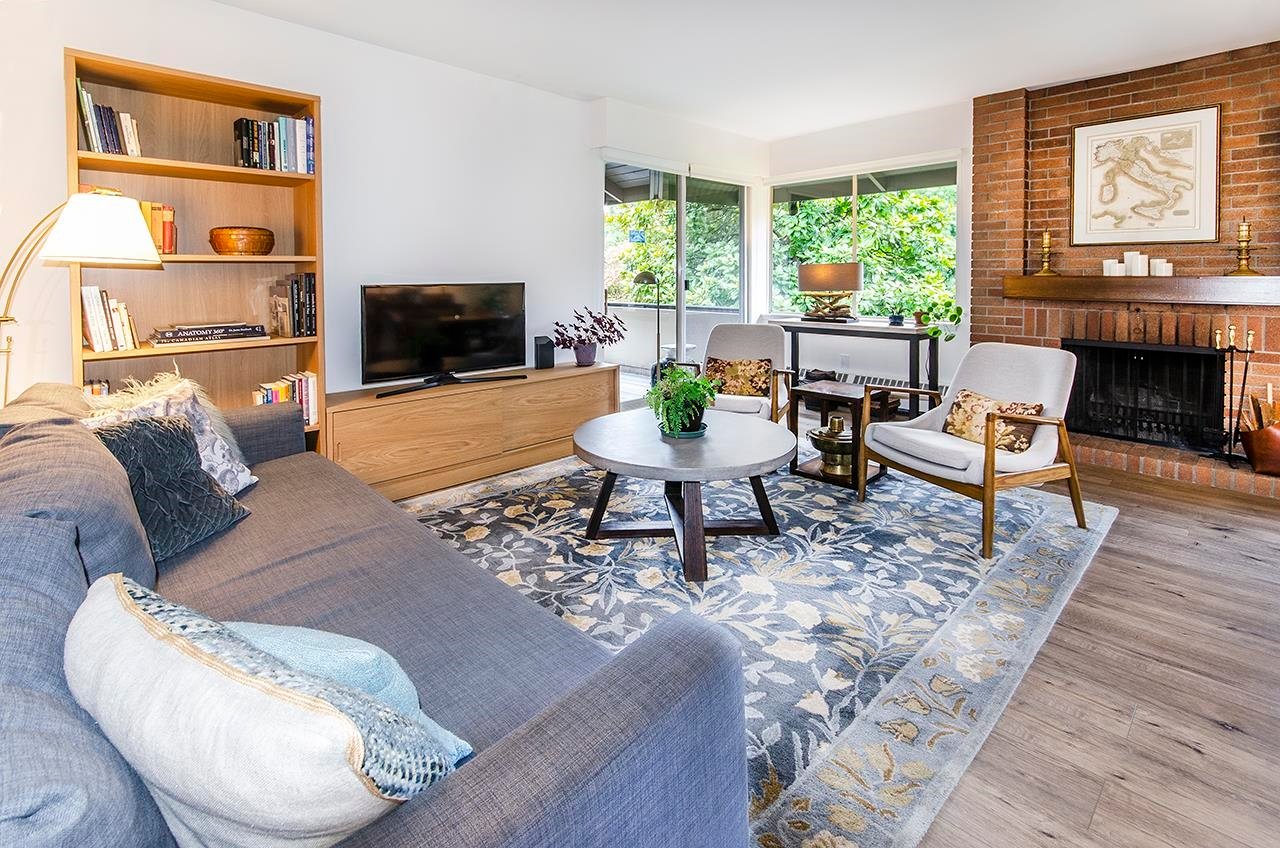 211-235 Keith Road, West Vancouver