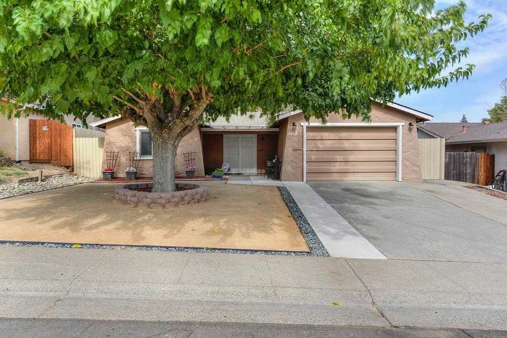 6229 Carl Sandburg Circle