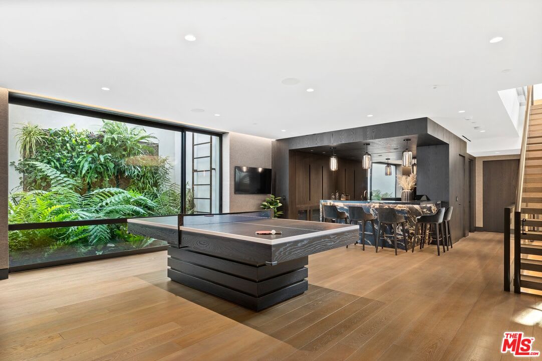 Luxe Estate