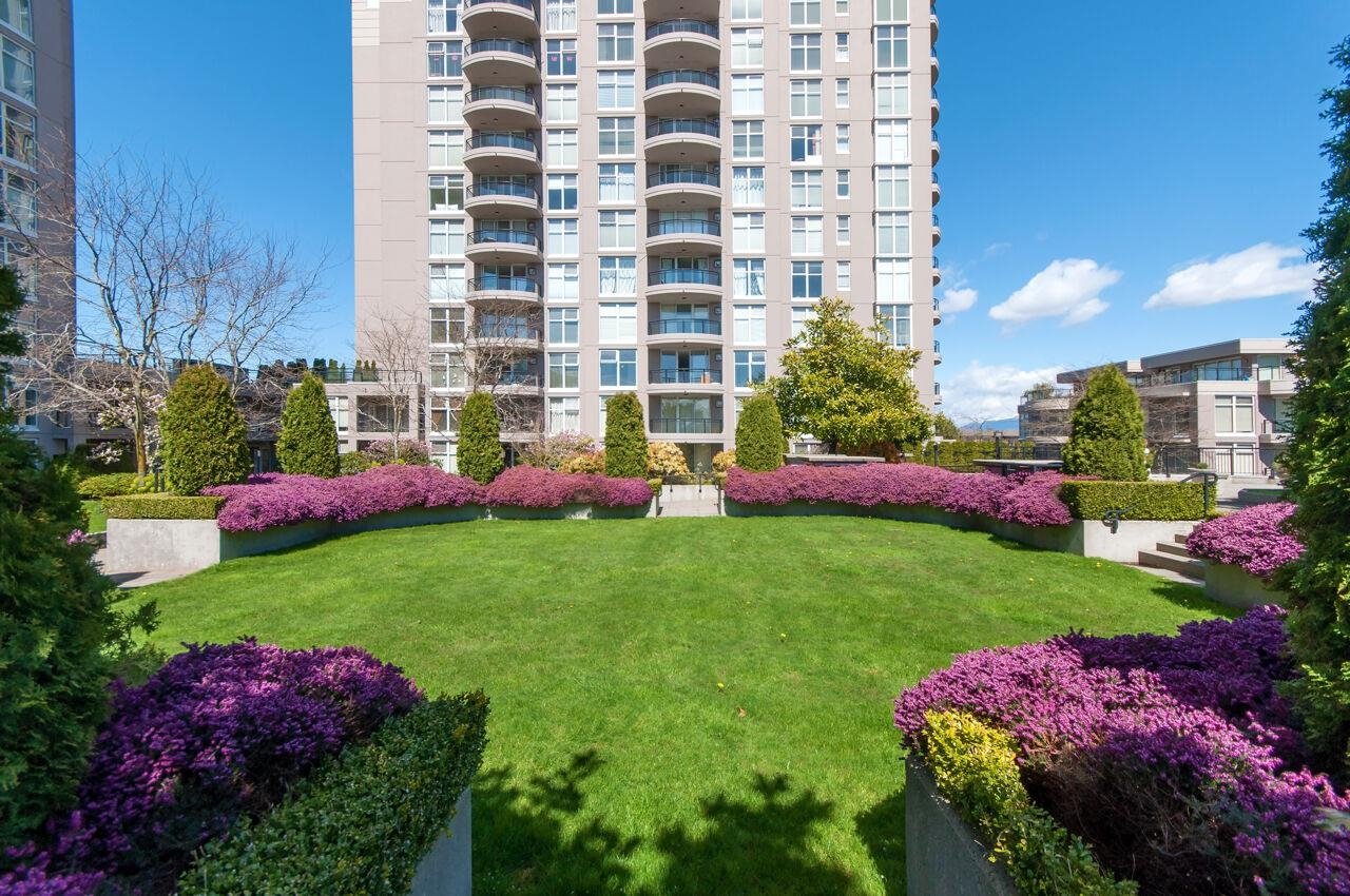 609-7080 St. Albans Rd