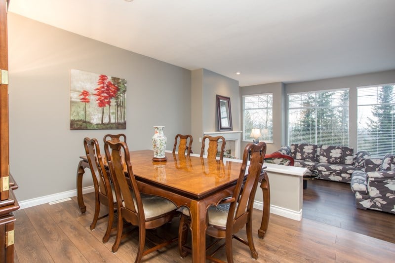 2-2979 Panorama Dr