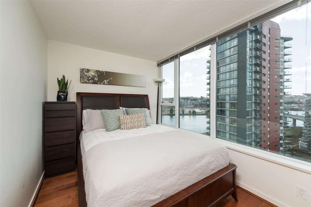 1805-33 Smithe Street, Vancouver