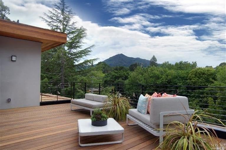 Newly Constructed Classic Contemporary Home- Represented Buyer