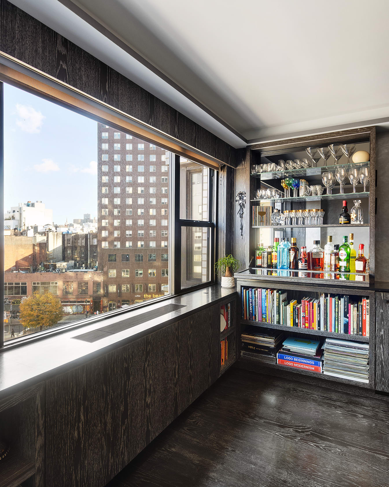 115 E 9th St, Unit 7D