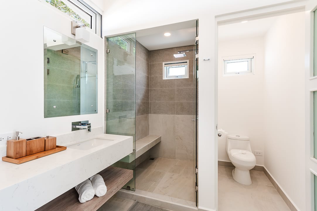The Enclave | Ultra-Modern 3 Bedroom Villa Located Minutes From the Beach!
