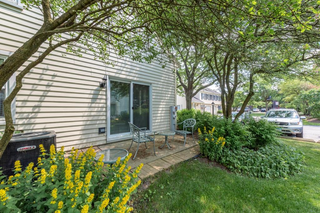 2632 College Hill Cir