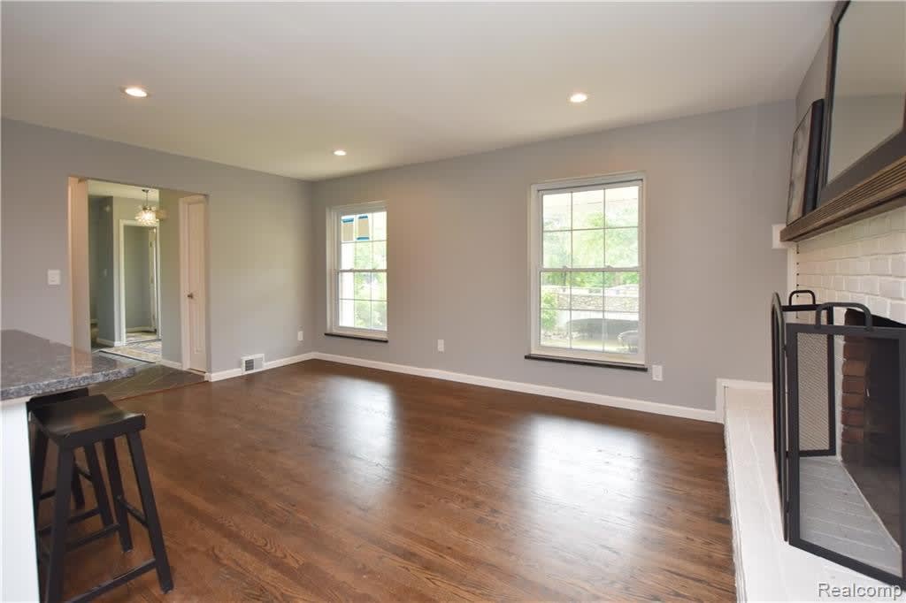 110 BALDWIN Road